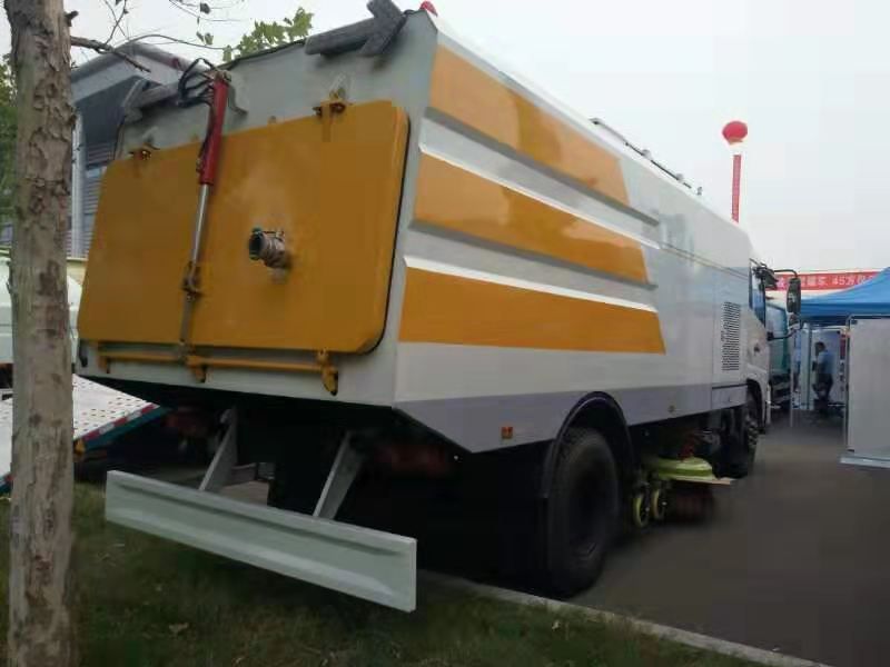 環(huán)衛(wèi)車