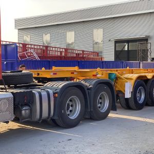 骨架式半掛車