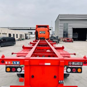 骨架式半掛車